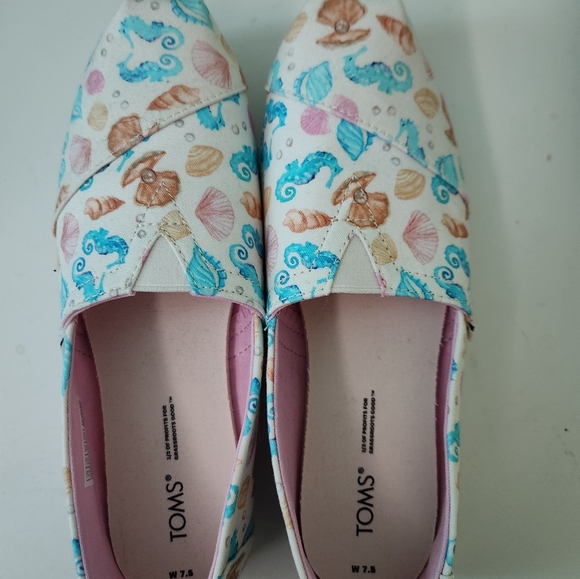 NWOT - TOMs Sealife Espadrille Flats - Picture 2 of 3
